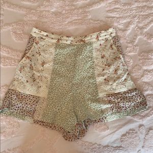 Cottage Core American Eagle Shorts